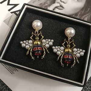 🎉HP🎉 Beetle Statement Earrings